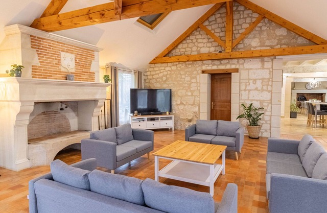 Stay in the heart of nature between Tours and Angers