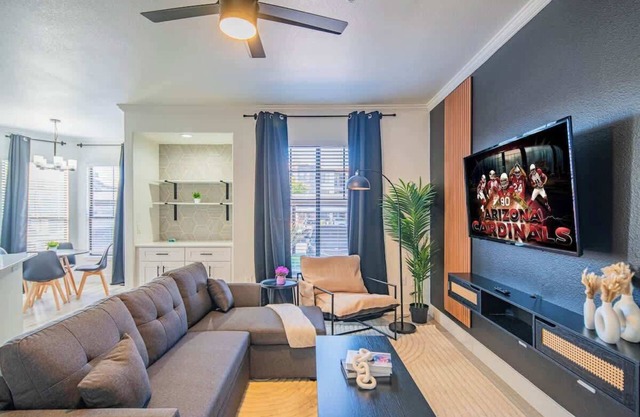 Stay Local in Westgate | 2BD, King Bed + Parking