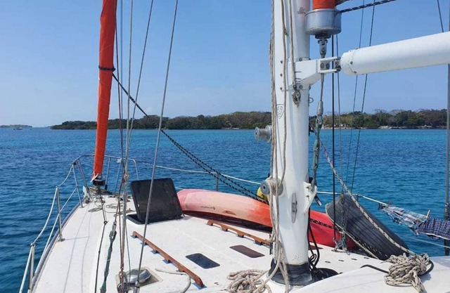 Stay on a Sailboat, San Blas