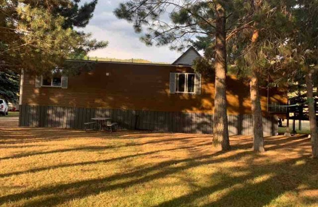 Steam punk Tiny House -Valley Village
