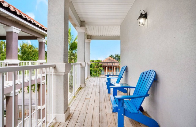 🚨Steps to Beach-FAB Lagoon Pool-Hot Tub-Beach Trolley-6BR Serenity