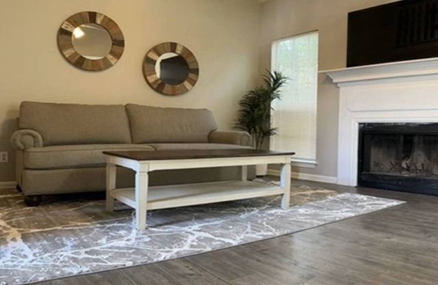 Stockbridge Modern Home w/Master on Main