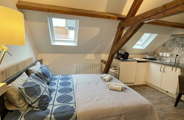 Studio Équipé Dans une Maison de Pêcheur Classée. Proche Centre et Plage