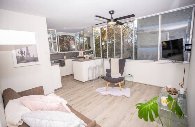 Studio close to city and marina