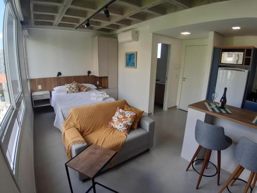 Studio contemporâneo em prédio novo