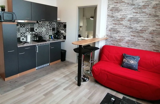 Studio Cosy Brick Home