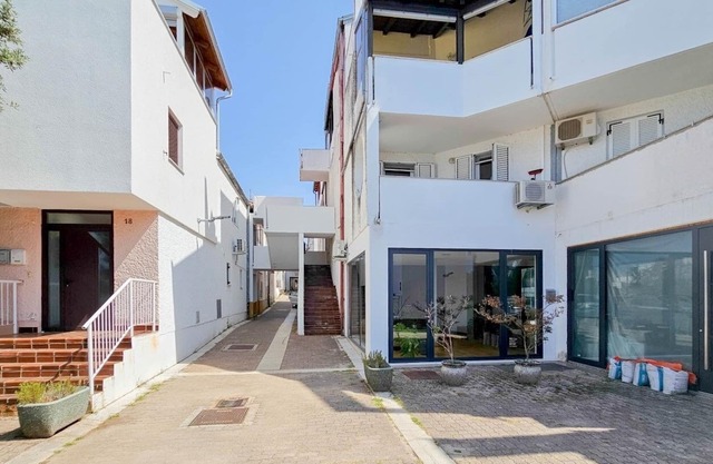 Studio flat with balcony Mareda, Novigrad (AS-21642-a)