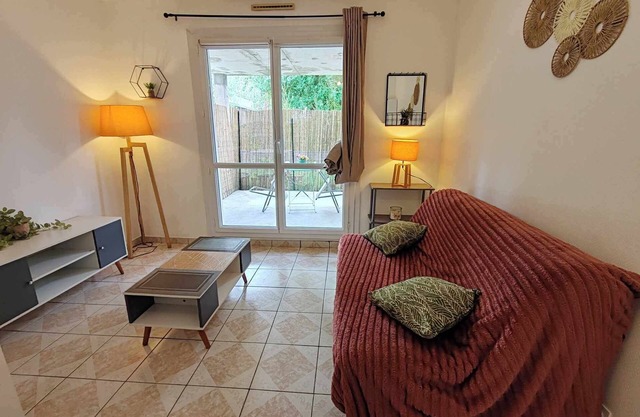 Studio Tout Équipé Indépendant Dans Maison à 25 Minutes des Portes de Paris