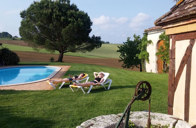 Stunning ancient stone cottage with private pool, set in panoramic lake location