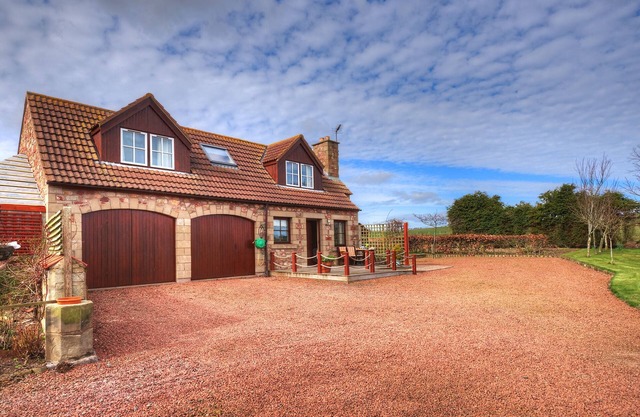 Stunning coastal location