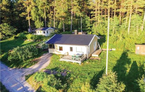 Stunning Home In Fristad With Wifi