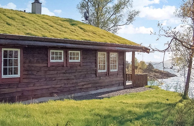 Stunning home in Fusa with sauna