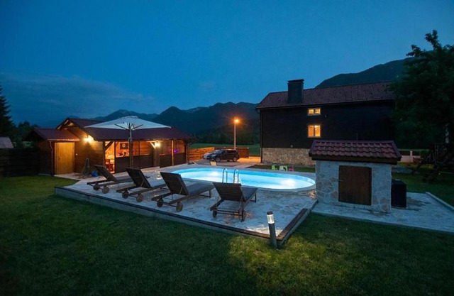 Stunning Home In Gospic