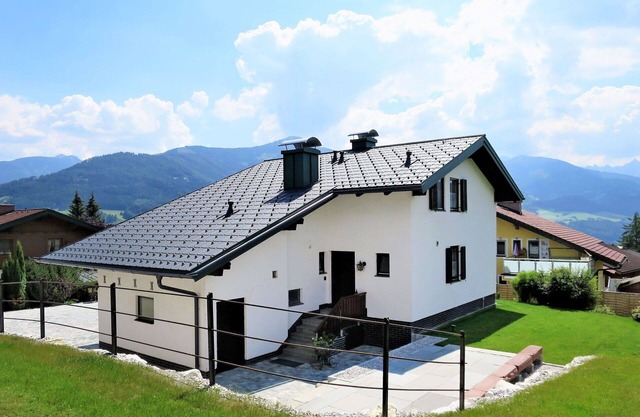 Stunning private villa for 6 people with WIFI, TV, terrace, pets allowed and parking