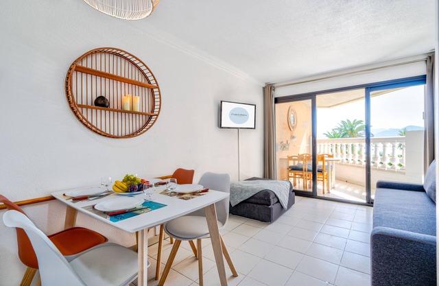 Stunning Sea View with Terrasse in Cannes!