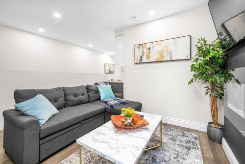Stylish 2 Bedroom Condo Downtown Ottawa