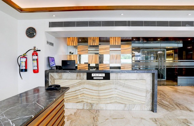 Stylish & Modern Stays at Palette River Front
