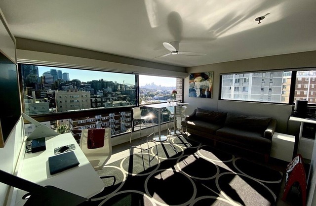 Stylish Studio with Harbour & Pool Views