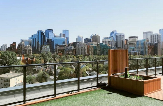 ✨ Stylish Walkout Condo in the Heart of Trendy Kensington ✨
