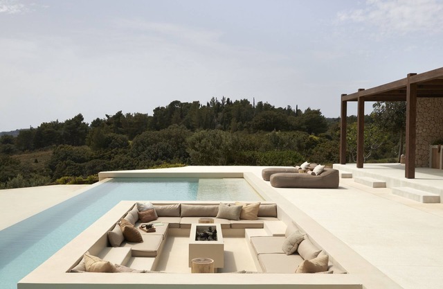 Sui Generis Villa