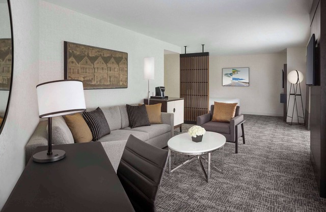 Suite + Connecting Room at a 4⭐️ Hotel