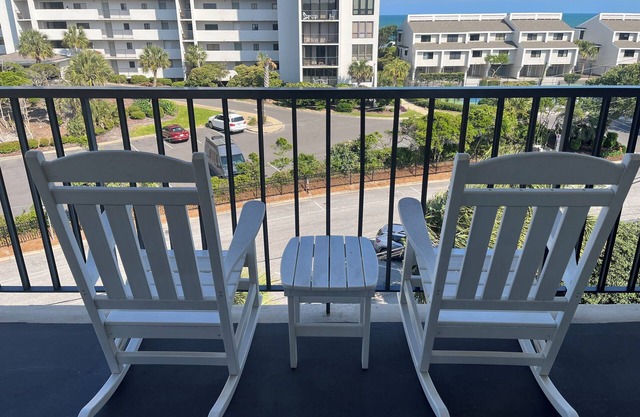 Summer Sands- Vitamin Sea Room 408