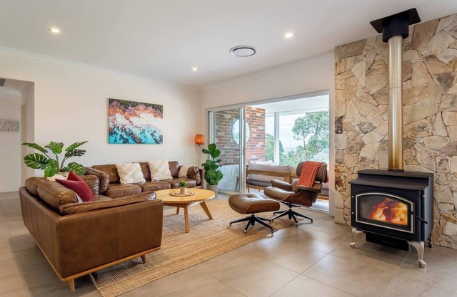 Summerville Treetops A Stunning Valley Retreat
