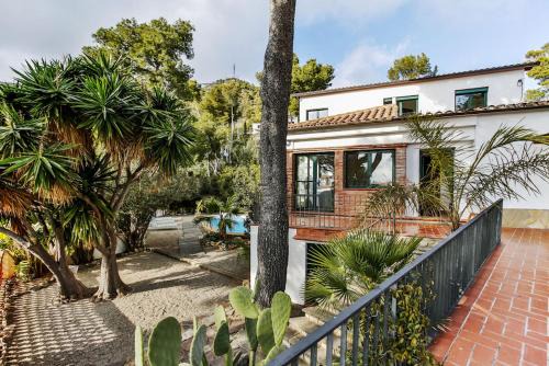 Sun & Sand Sanctuary - 2km to beach and 20km BCN!