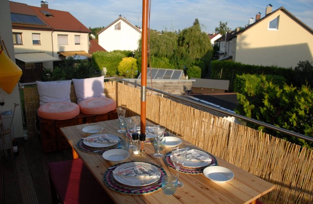 Sunny 4 room apartment near the lake with south-facing roof terracen