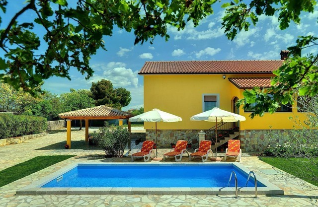 Sunny finca with private pool, volleyball field