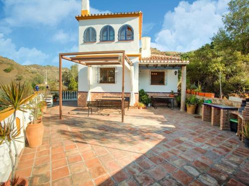 Sunny Solarium Holiday Home