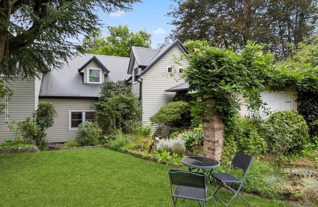 Sunrise House @ Wentworth Falls