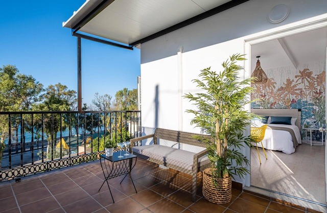 Sunset Malaga Apartments - Bathrooms 8