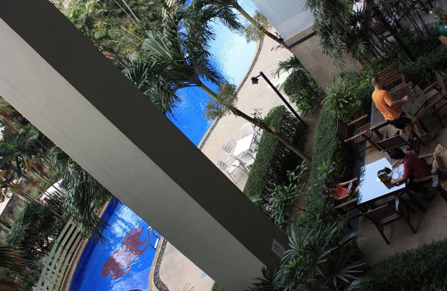 Supalai Park PhahonYothin 21- modern - 1 br condo near JJ market, BTS