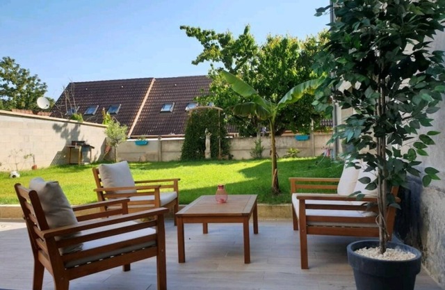 Superb apartment with garden