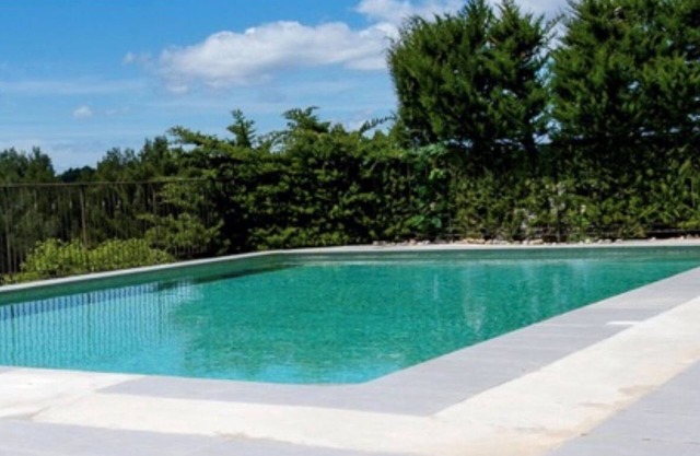 Superb architect-designed villa!