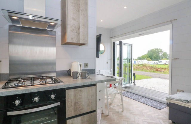 Sutton Fields Chalet