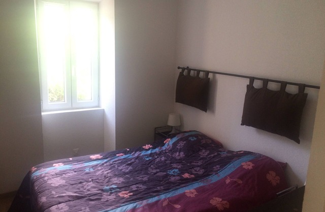 T3 apartment in quiet village house