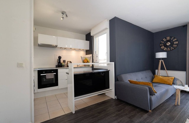 T3 - EXCEPTIONAL - 2 terraces - FREE parking - spacious - near Paris