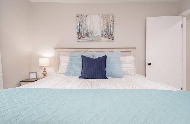 Tastefully designed 4-Bedroom Townhome! Open Concept