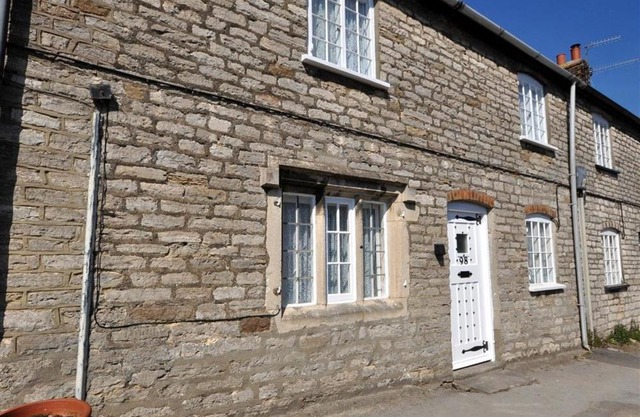 Tavern Way
