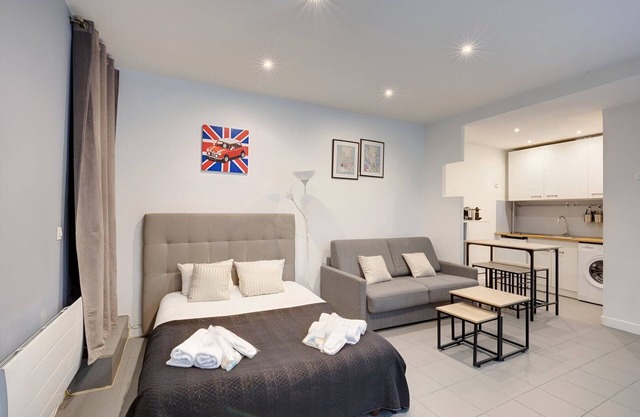 TBS 184 - Superb apartment Oberkampf district