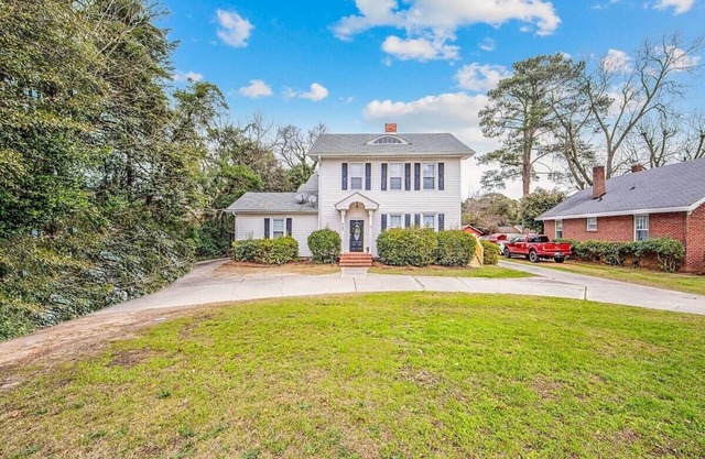 Terry Sanford Guest House A