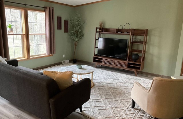 The Auburn Home - LPM