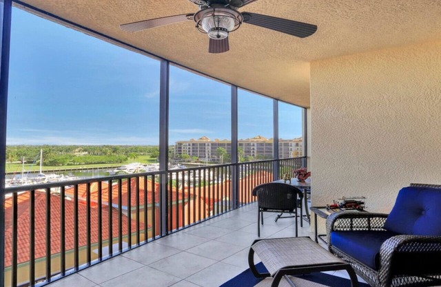 The Blue Heron | 2 bedroom 2 bath condo overlooking marina