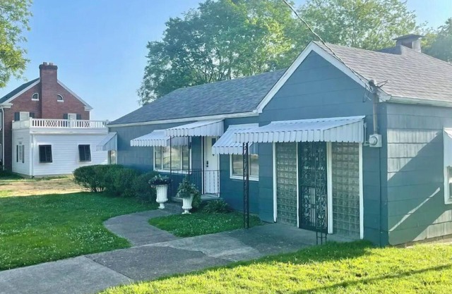 The Bluegrass Cottage, Downtown Beaver Dam, KY