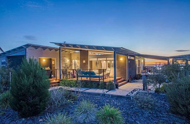 "The Breeze House" luxury family escape