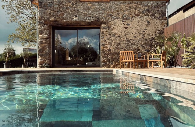 The Buala barn with heated swimming pool