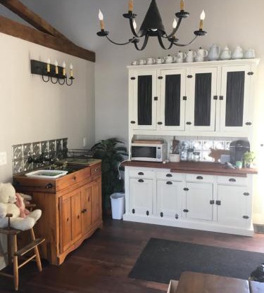The Carriage House Flat - Downtown Paris Canada