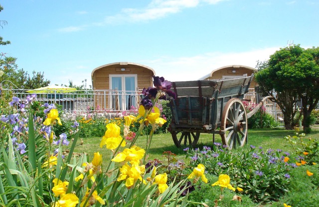 THE "CHRISTIANE" CARAVAN